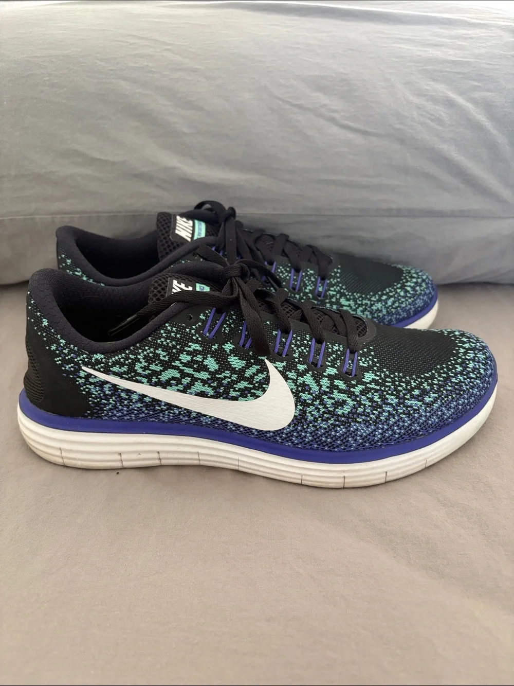 Nike Women's Black Teal Purple Knit Running Shoes with White Swoosh